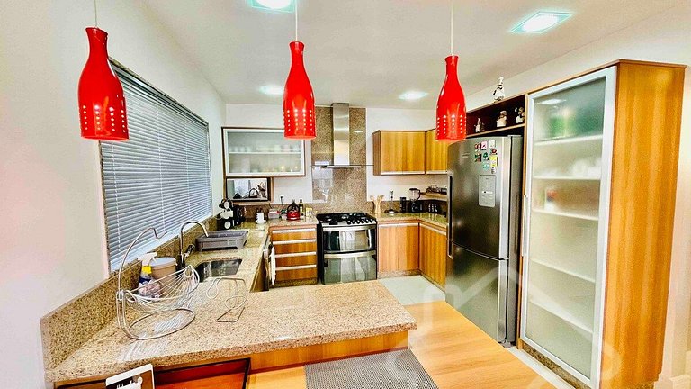 Casa maravilhosa com piscina climatizada e sauna