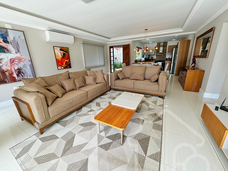 Casa maravilhosa com piscina climatizada e sauna