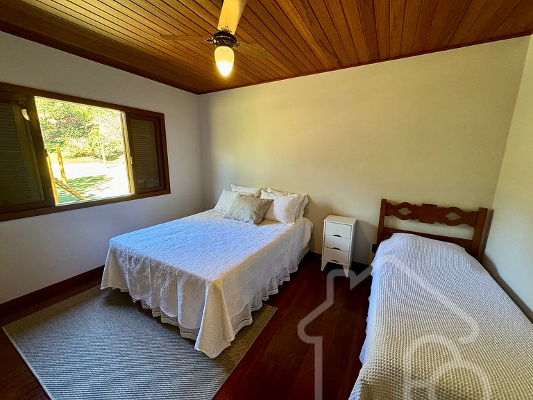 Refúgio em Lumiar: Piscina climatizada, Área Gourmet e Rio P
