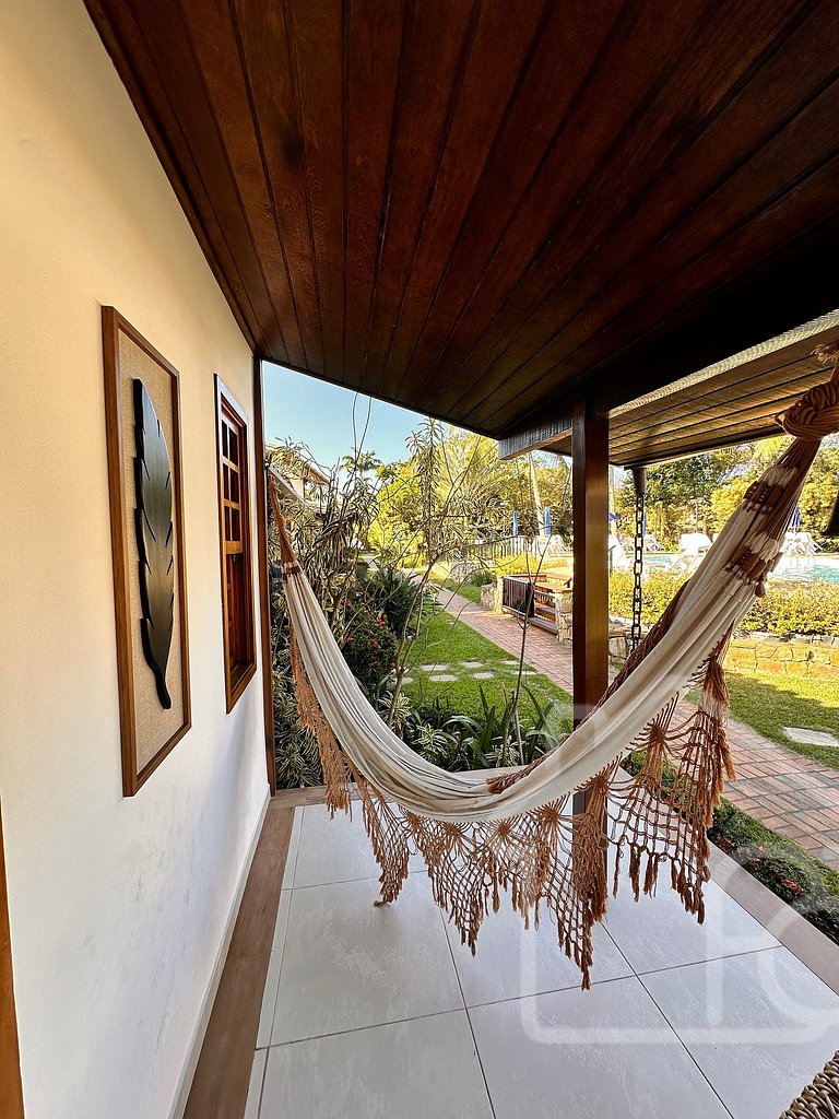 Casa a 4 Min da Praia de Manguinhos com Piscina, Sauna e Áre