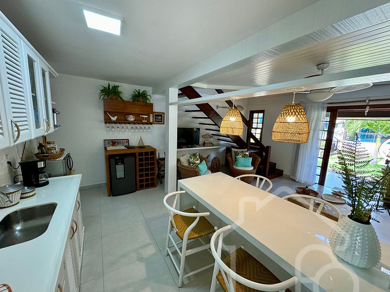 Casa a 4 Min da Praia de Manguinhos com Piscina, Sauna e Áre