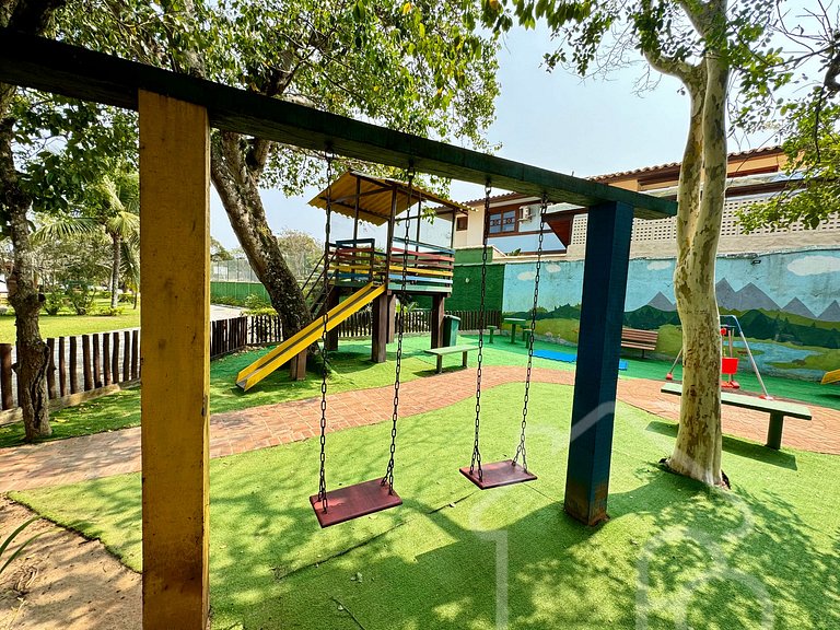 Casa a 4 Min da Praia de Manguinhos com Piscina, Sauna e Áre