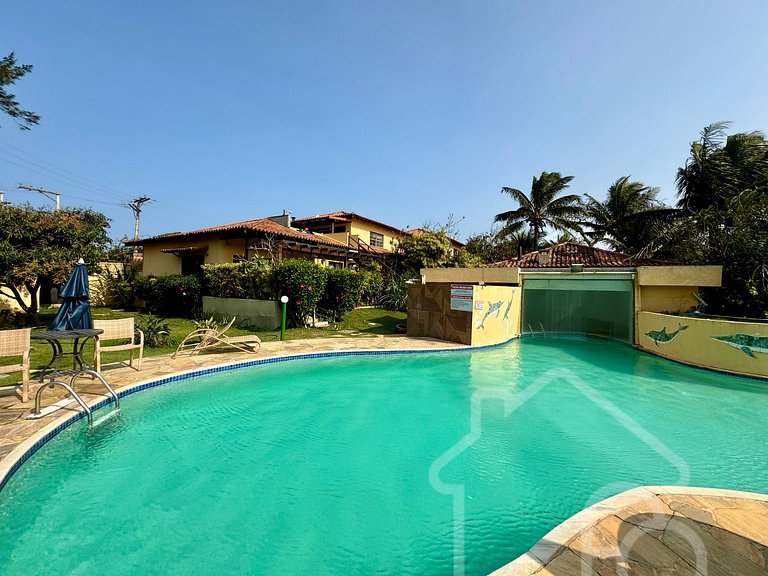 Casa em condomínio pé na areia