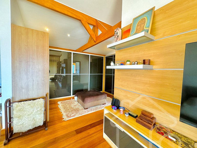 Casa luxuosa com vista e piscina
