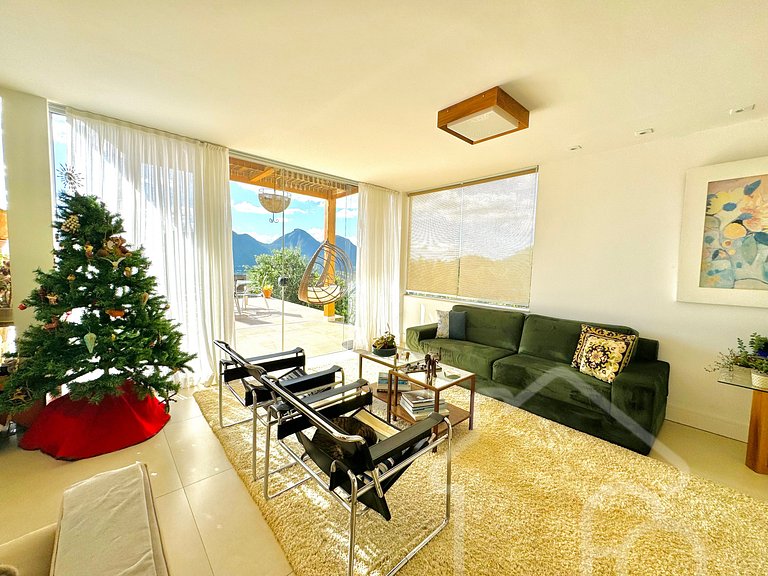 Casa luxuosa com vista e piscina