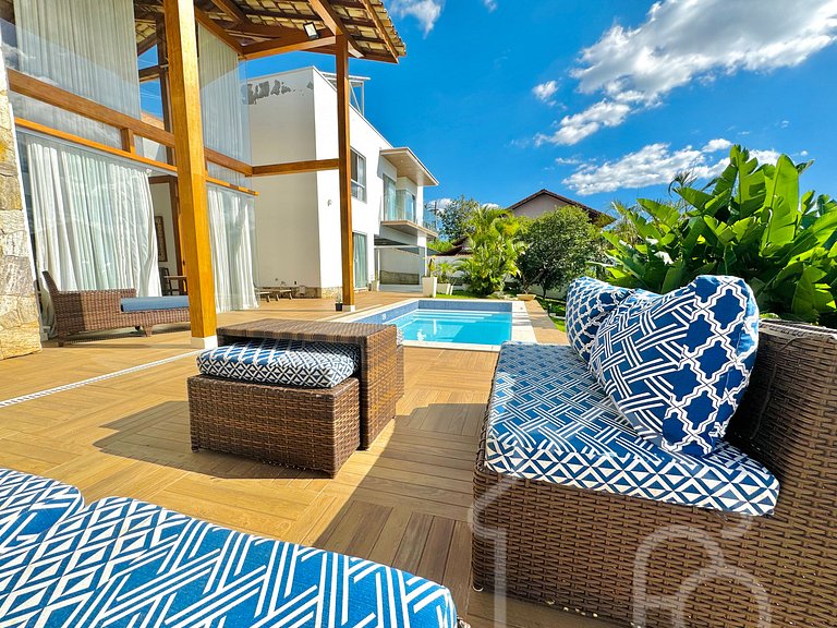 Casa luxuosa com vista e piscina