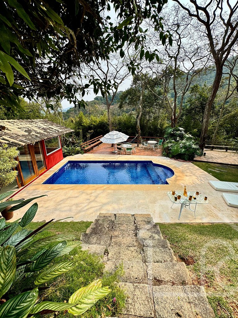 Refúgio Exclusivo em Itaipava com piscina e sauna
