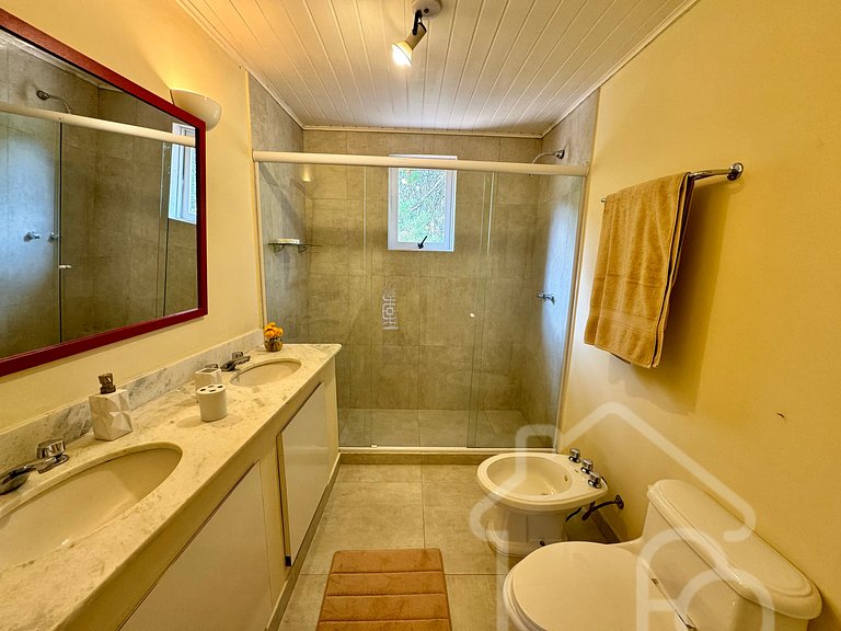 Refúgio Exclusivo em Itaipava com piscina e sauna