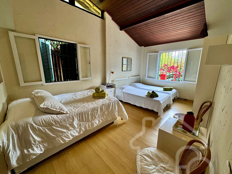 Refúgio Exclusivo em Itaipava com piscina e sauna