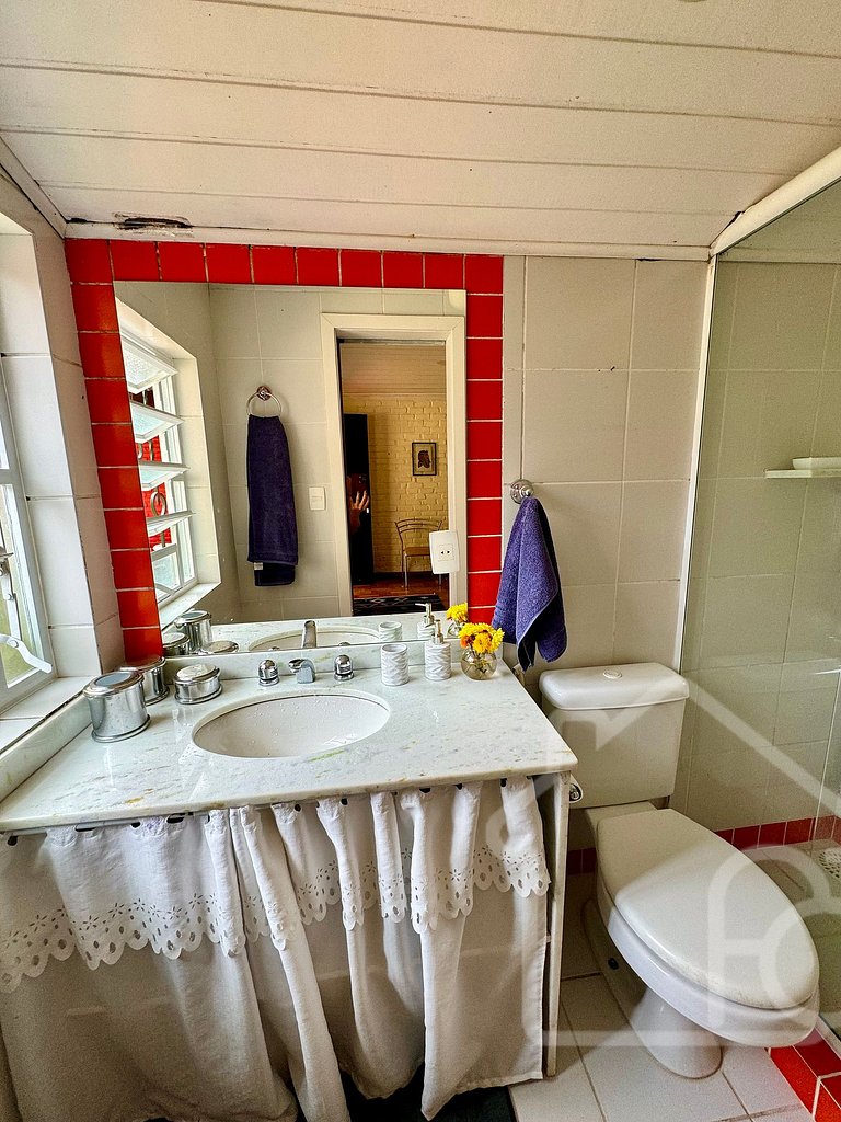 Refúgio Exclusivo em Itaipava com piscina e sauna