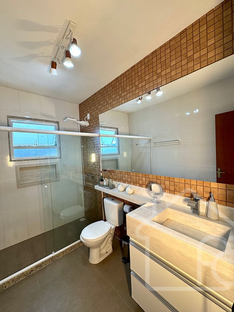 Casa na Serra com Área de Lazer