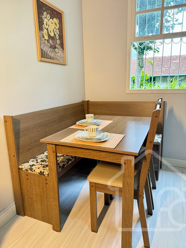 Apartamento em condomínio familiar