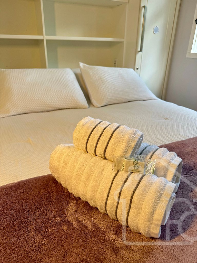 Apartamento em condomínio familiar