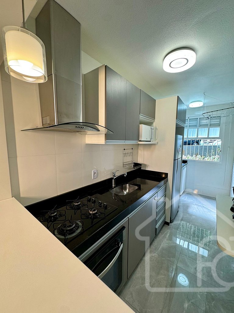 Apartamento em condomínio familiar