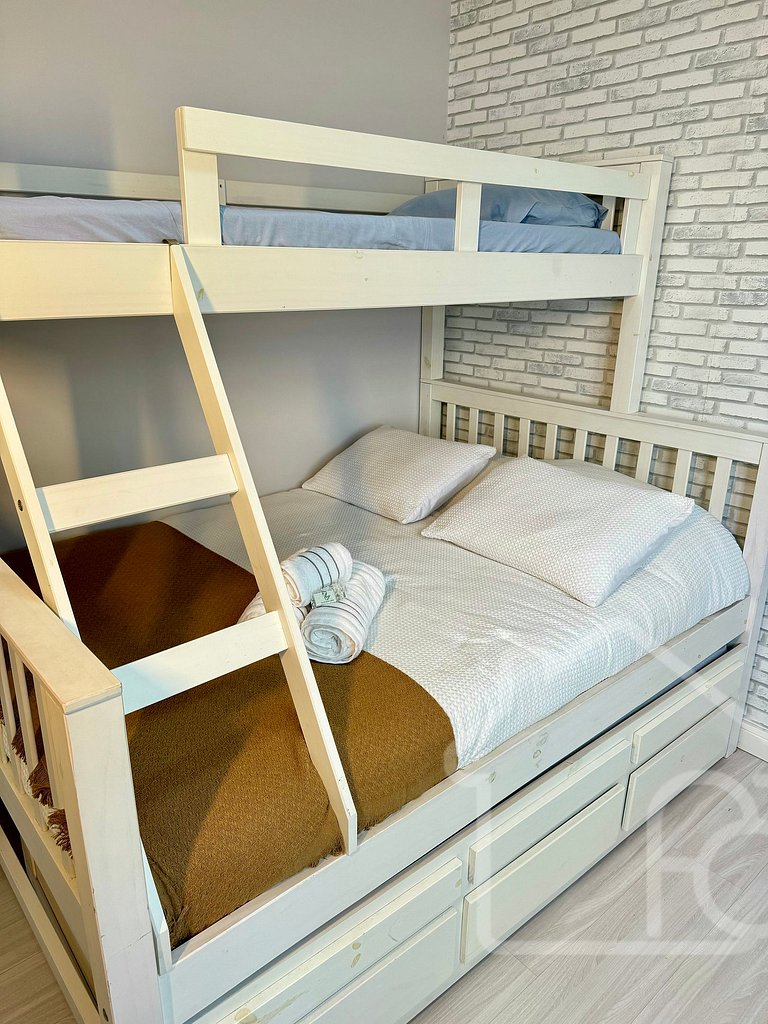 Apartamento em condomínio familiar