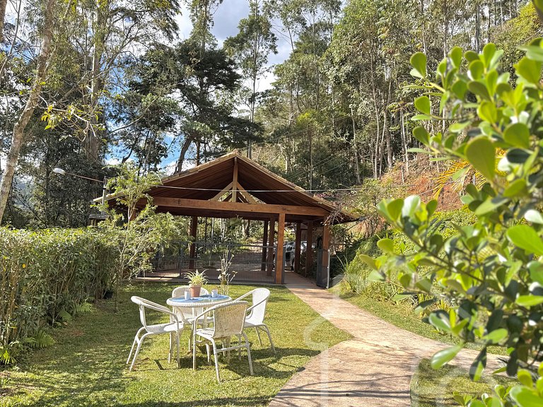 Refúgio em meio à natureza em Mury