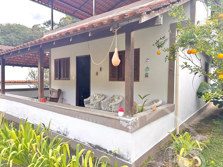 Refúgio em Lumiar com Piscina, Churrasqueira e Natureza ao R