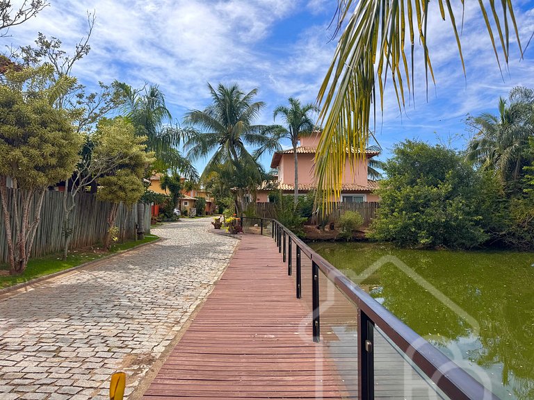 Casa com 5 suítes e Piscina privativa