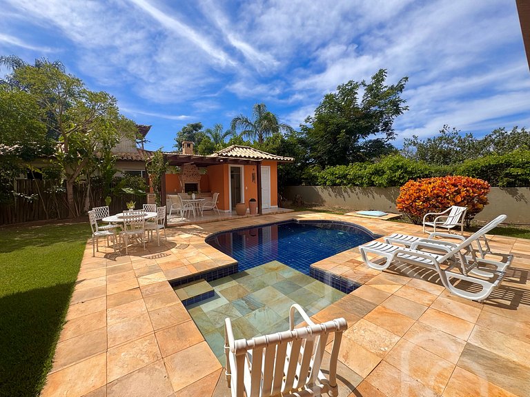 Casa com 5 suítes e Piscina privativa