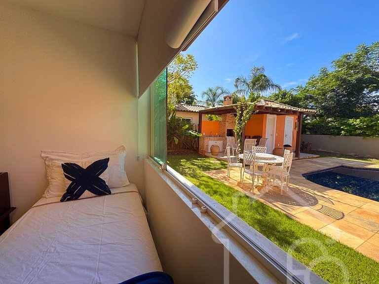 Casa com 5 suítes e Piscina privativa