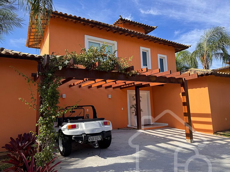 Casa com 5 suítes e Piscina privativa