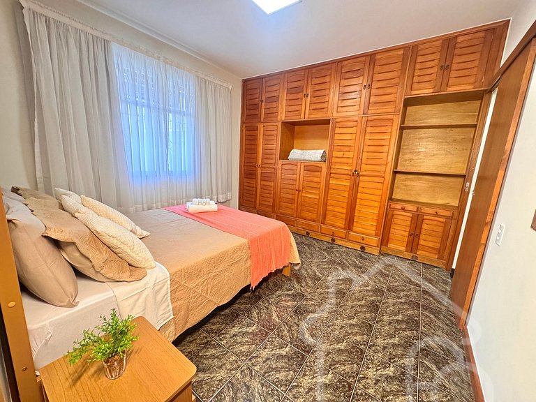 Apartamento térreo no coração da cidade