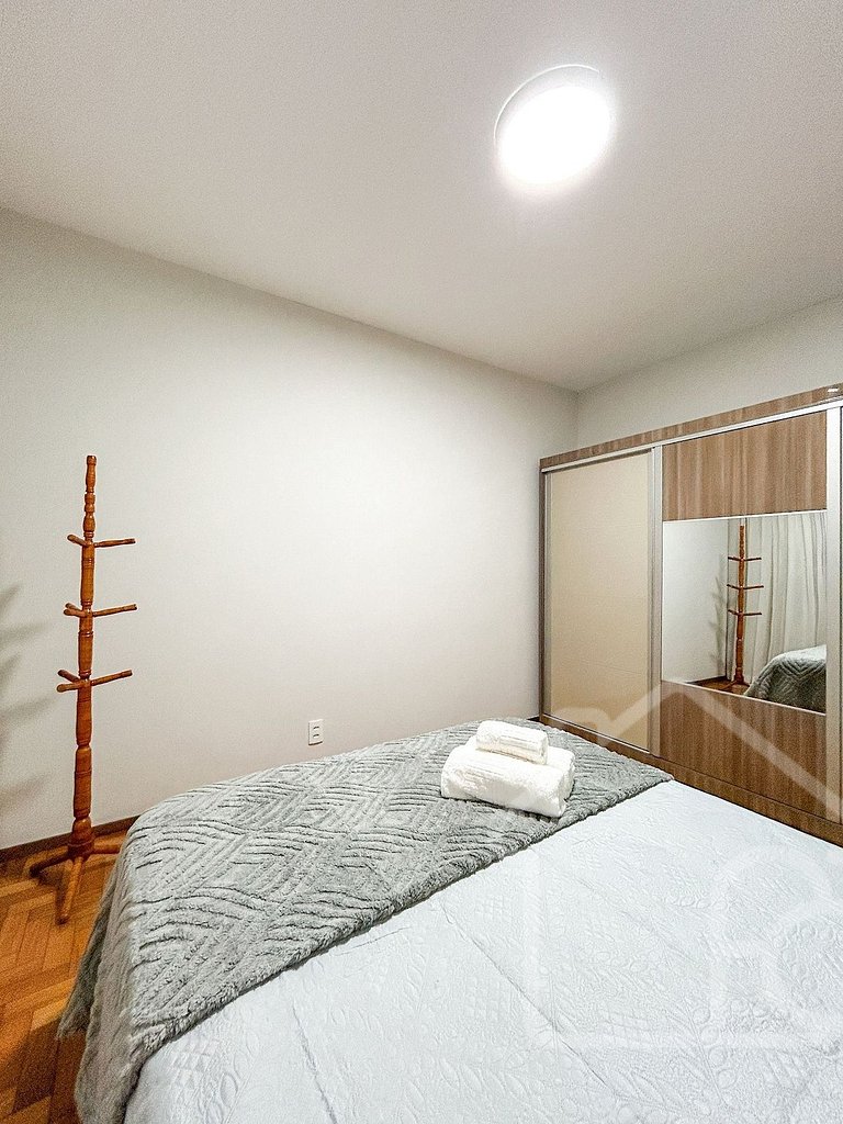 Amplo Apartamento no Centro