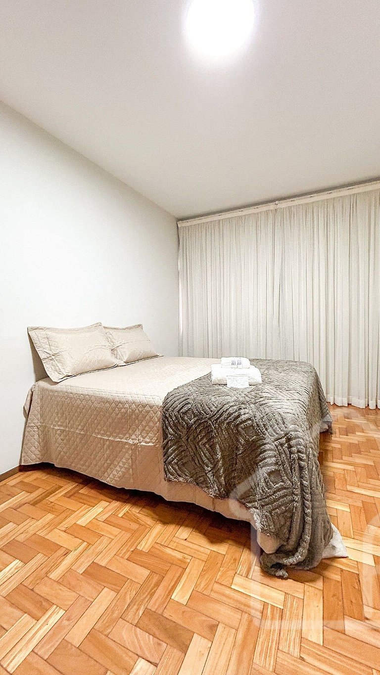 Amplo Apartamento no Centro