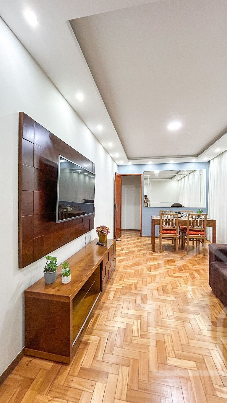Amplo Apartamento no Centro