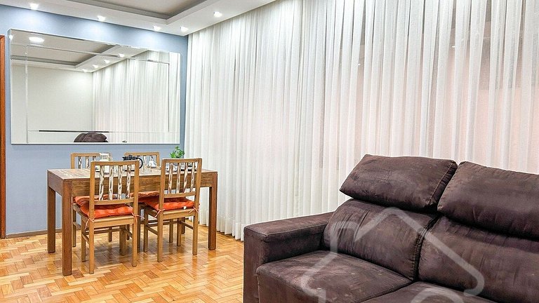 Amplo Apartamento no Centro