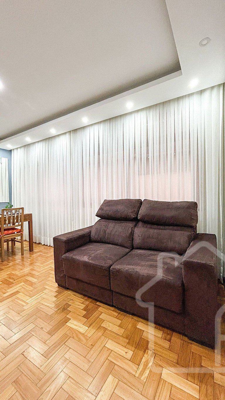 Amplo Apartamento no Centro