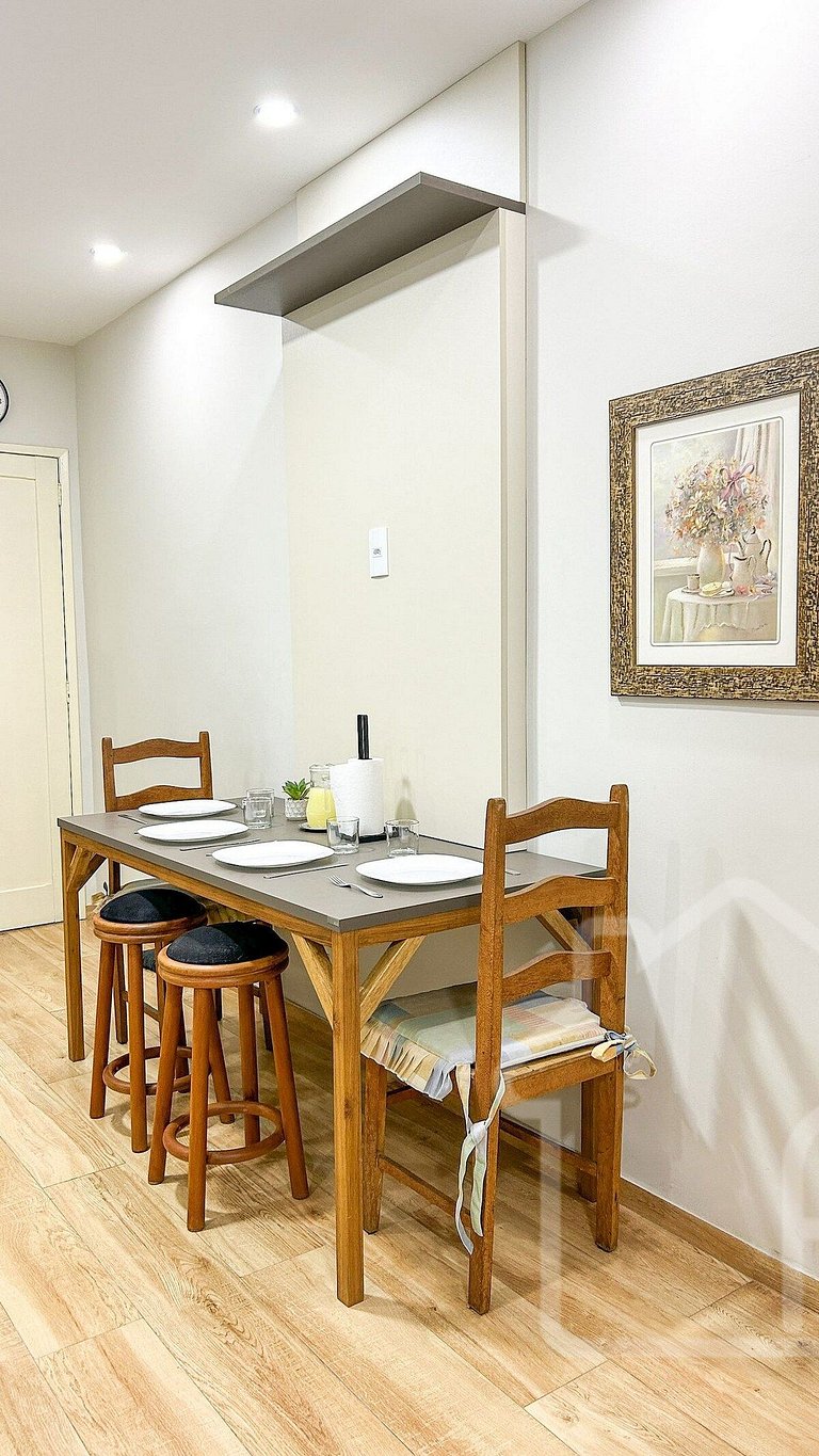 Amplo Apartamento no Centro
