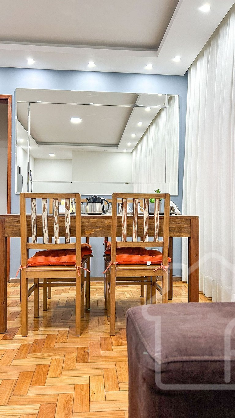 Amplo Apartamento no Centro
