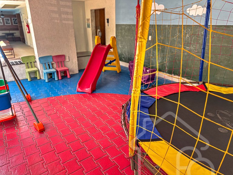 Apartamento com lazer a 5 min da Praia do Forte