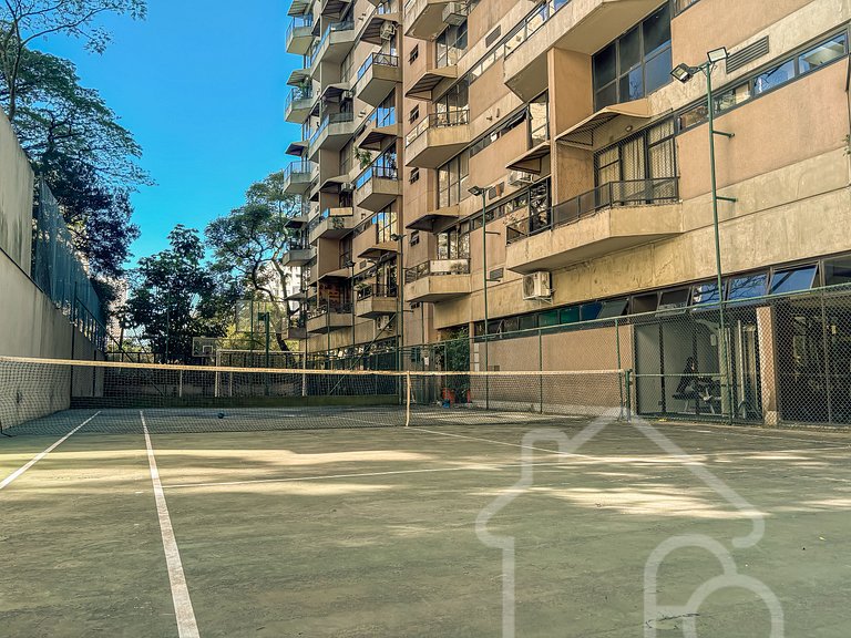 Apê Jardim Paulista com piscina
