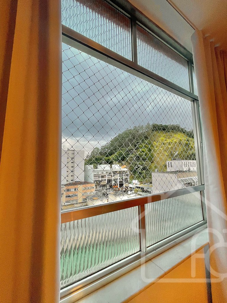 Apartamento completo a 3min do Friburgo Shopping