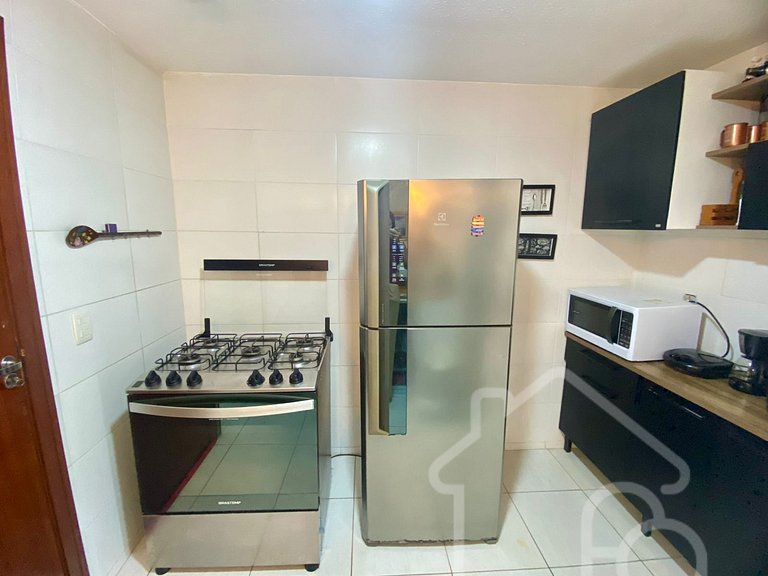 Casa com piscina em condomínio na Rasa