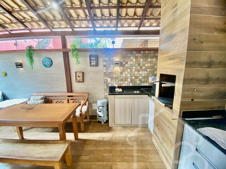 Casa com piscina em condomínio na Rasa