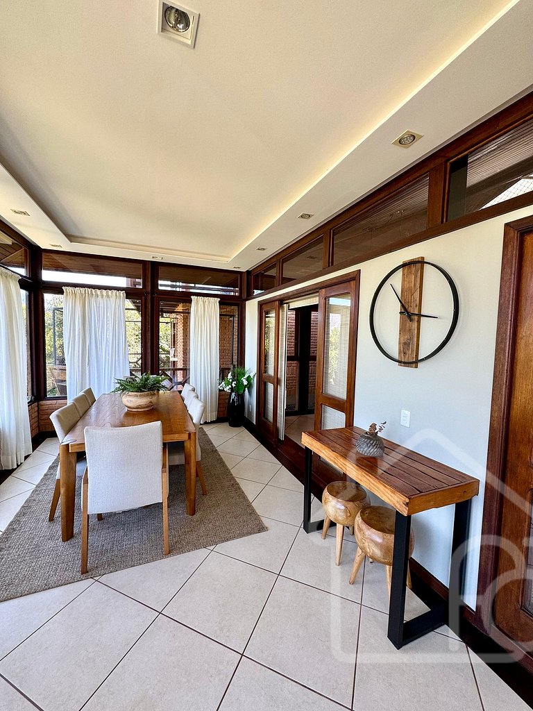 Casa Luxo nas Braunes com Vista Incrível