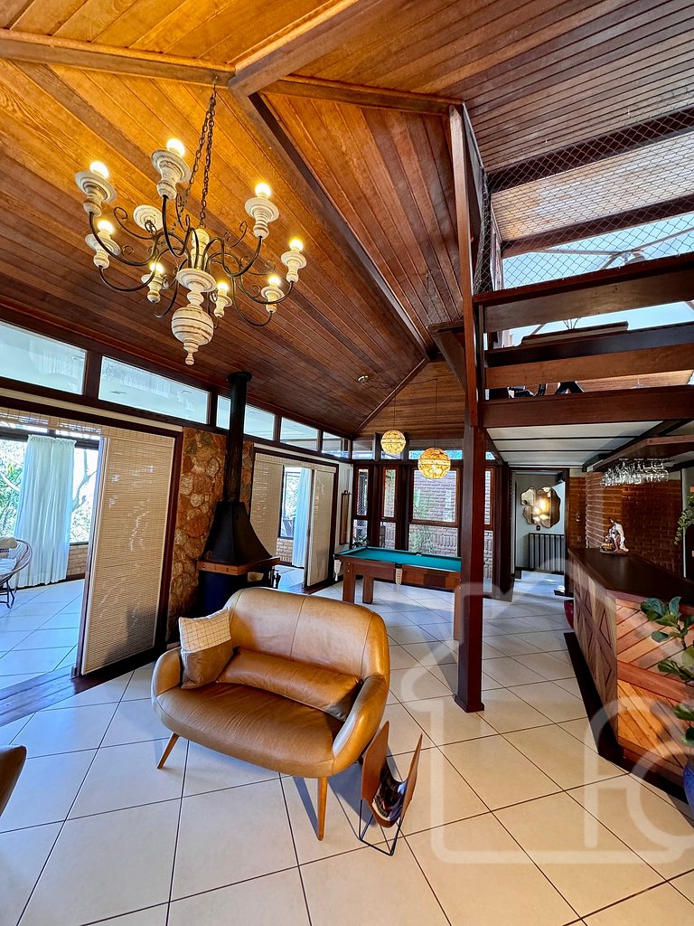 Casa Luxo nas Braunes com Vista Incrível