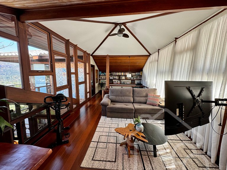Casa Luxo nas Braunes com Vista Incrível