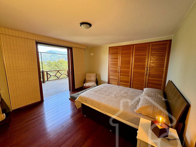 Casa Luxo nas Braunes com Vista Incrível