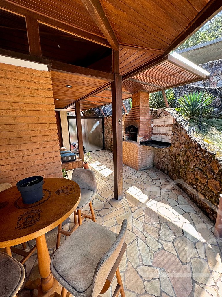 Casa Luxo nas Braunes com Vista Incrível