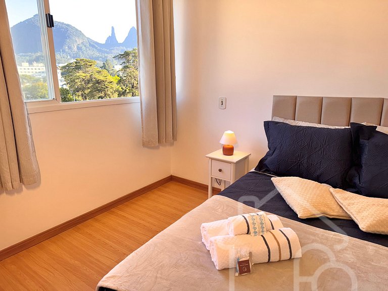 Apartamento com vista pra Dedo de Deus