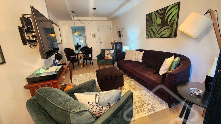 Apartamento com elevador e vaga no Cônego