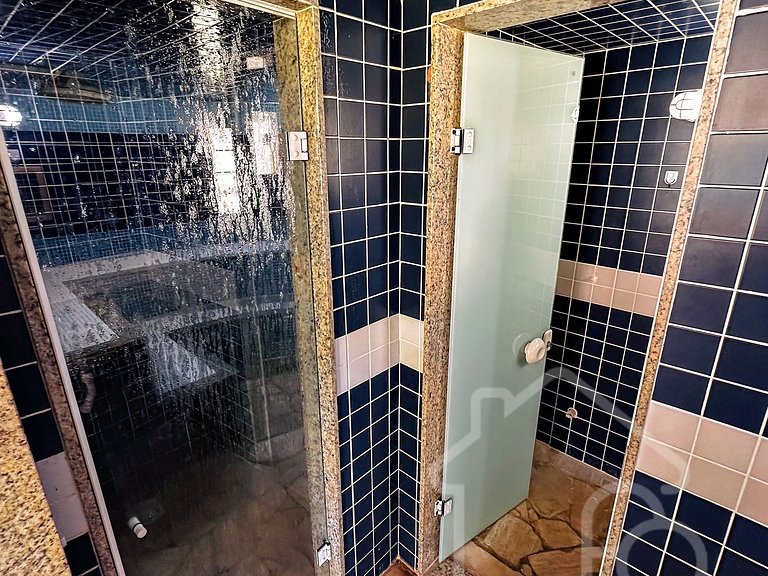 Casa com piscina em condomínio na Rasa