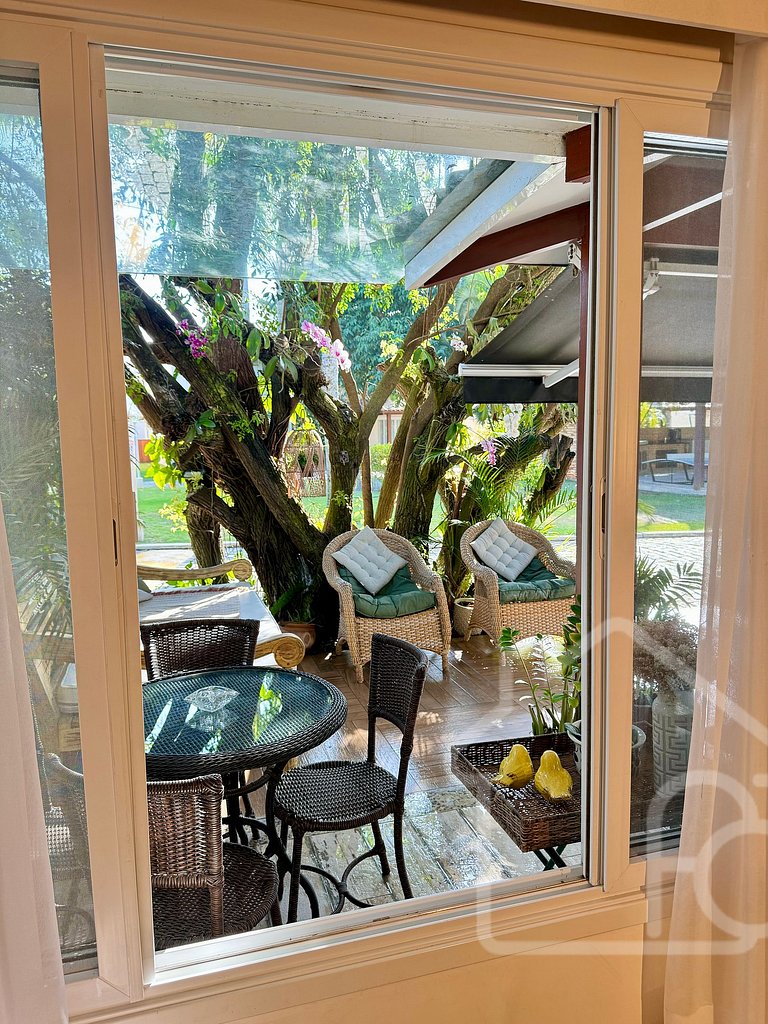 Casa incrível em Geribá em condomínio completo