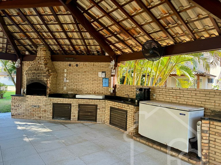Casa incrível em Geribá em condomínio completo