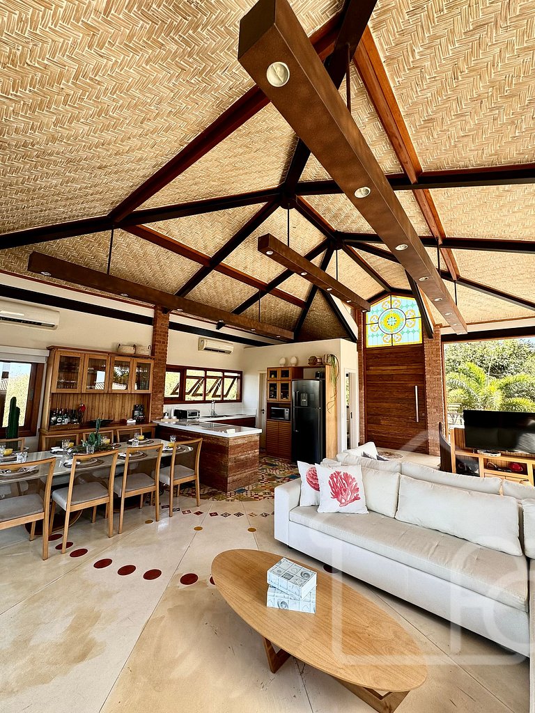 Mansão de Alto Padrão em Geribá com Jacuzzi