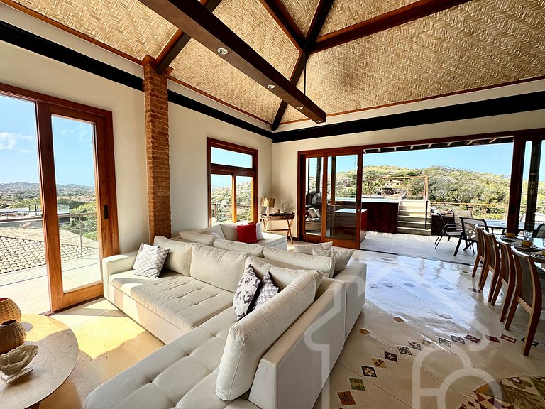 Mansão de Alto Padrão em Geribá com Jacuzzi